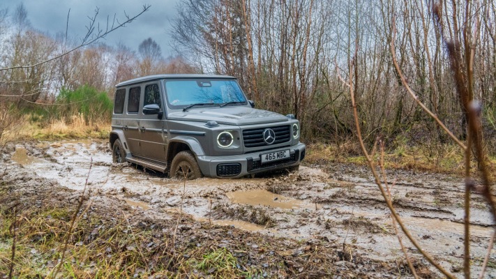 Mercedes-Benz G 580 EQ Technology Edition One UK Version 2024. Desktop wallpaper