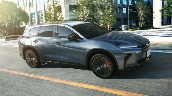 Toyota Crown Estate JP Version 2026. Desktop wallpaper