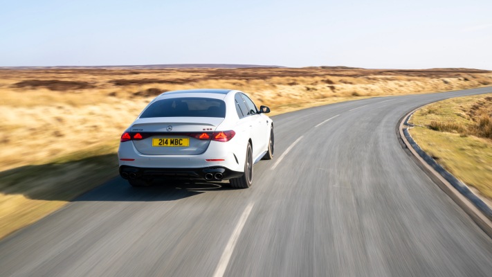 Mercedes-AMG E 53 Hybrid 4MATIC+ Night Edition Premium Plus UK Version 2025. Desktop wallpaper
