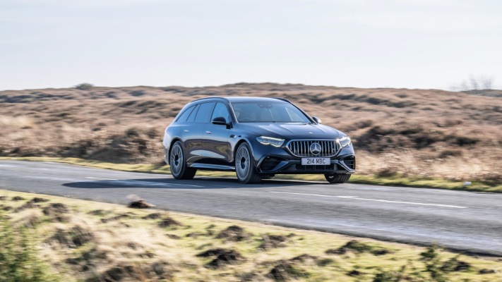 Mercedes-AMG E 53 Hybrid 4MATIC+ Estate Premium UK Version 2025. Desktop wallpaper