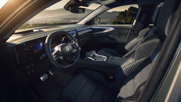 Renault Austral 2026. Desktop wallpaper