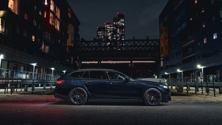 BMW M5 Touring UK Version 2025. Desktop wallpaper