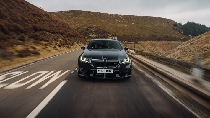 BMW M5 Touring UK Version 2025. Desktop wallpaper