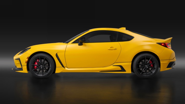Toyota GR 86 Yuzu Edition 2026. Desktop wallpaper