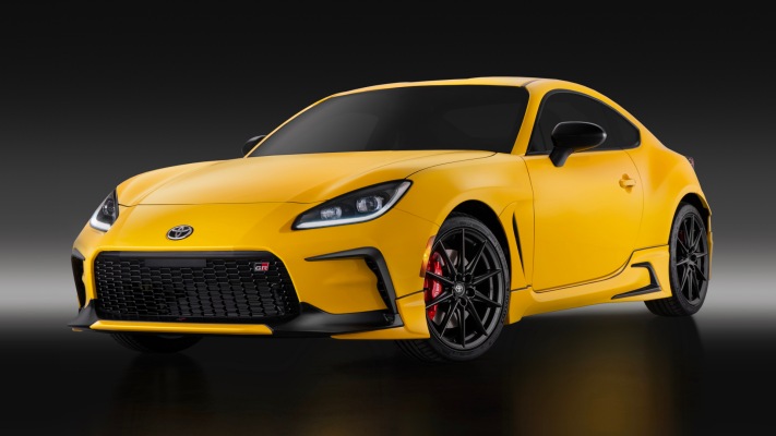 Toyota GR 86 Yuzu Edition 2026. Desktop wallpaper