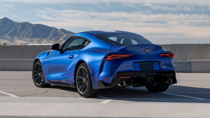 Toyota GR Supra Premium MT 2026. Desktop wallpaper