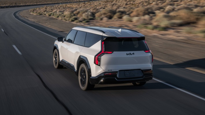 Kia EV9 Nightfall Edition 2026. Desktop wallpaper