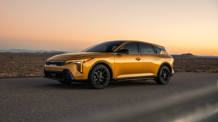 Kia K4 Hatchback GT-Line 2026. Desktop wallpaper