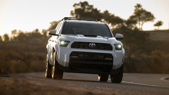 Toyota 4Runner TRD Sport 2025. Desktop wallpaper