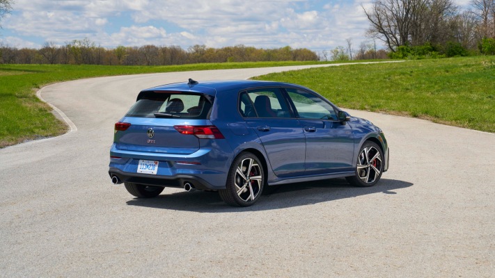 Volkswagen Golf GTI SE USA Version 2025. Desktop wallpaper