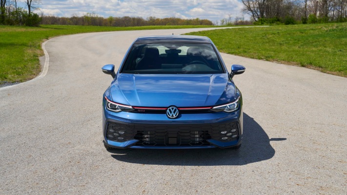 Volkswagen Golf GTI SE USA Version 2025. Desktop wallpaper