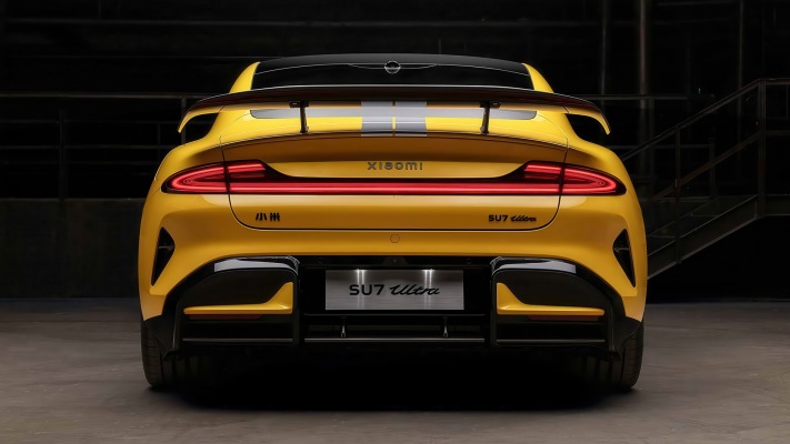 Xiaomi SU7 Ultra 2025. Desktop wallpaper