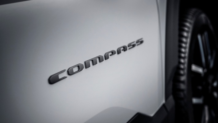 Jeep Compass 4x4 2026. Desktop wallpaper