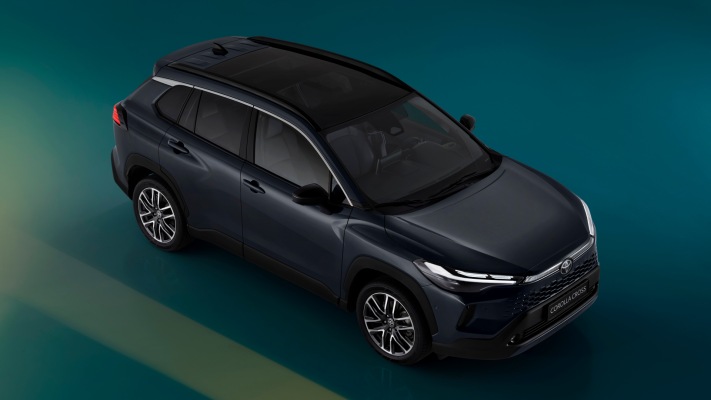 Toyota Corolla Cross 2025. Desktop wallpaper