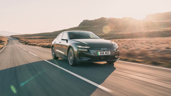 Audi A6 Sportback e-tron Performance UK Version 2025. Desktop wallpaper