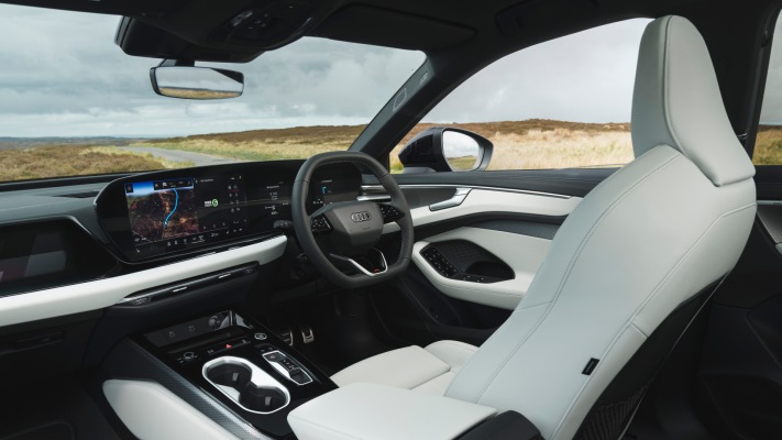 Audi A6 Avant Launch Edition UK Version 2026. Desktop wallpaper