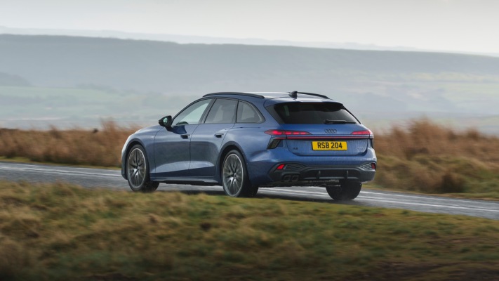 Audi A6 Avant Launch Edition UK Version 2026. Desktop wallpaper