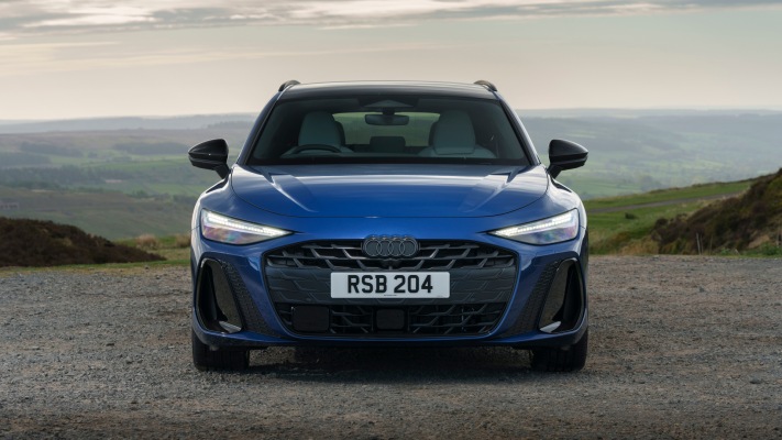 Audi A6 Avant Launch Edition UK Version 2026. Desktop wallpaper