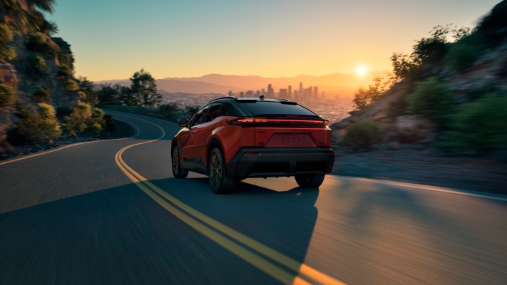 Toyota C-HR BEV USA Version 2026. Desktop wallpaper