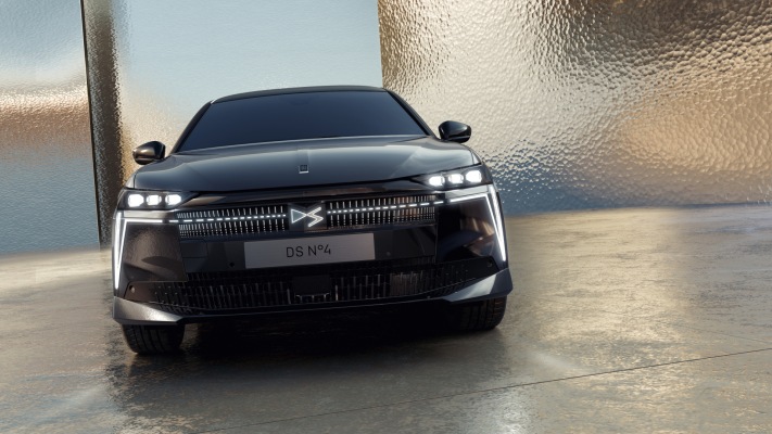 DS No4 2026. Desktop wallpaper