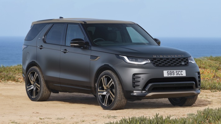 Land Rover Discovery Tempest 2025. Desktop wallpaper