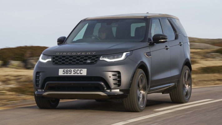 Land Rover Discovery Tempest 2025. Desktop wallpaper