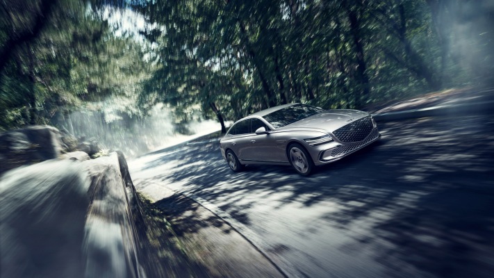 Genesis G80 Electrified 2026. Desktop wallpaper