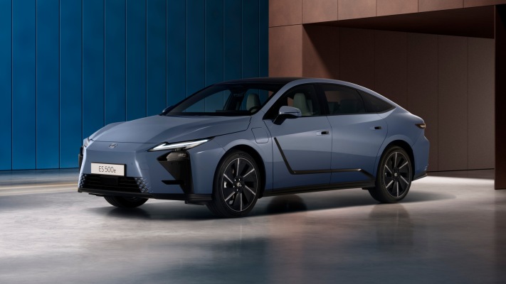 Lexus ES 500e 2026. Desktop wallpaper