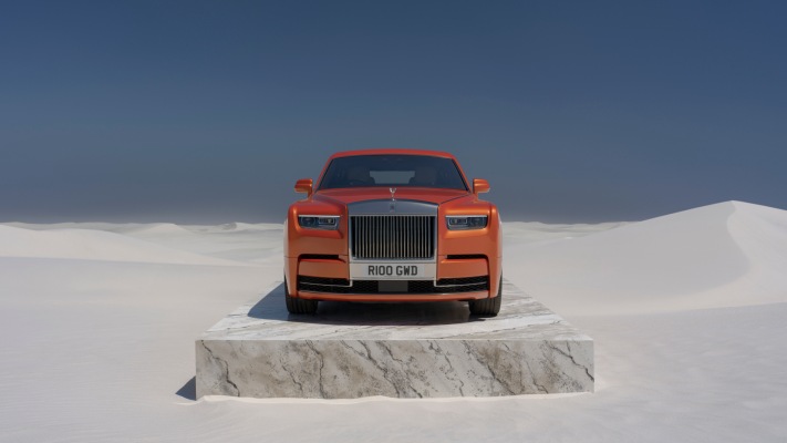 Rolls-Royce Phantom UK Version 2026. Desktop wallpaper