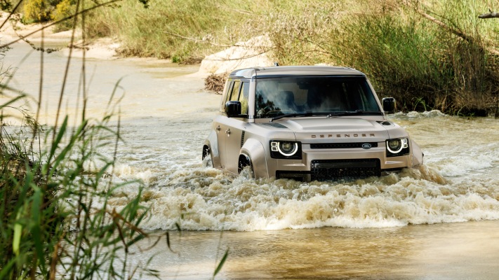 Land Rover Defender 110 Octa UK Version 2026. Desktop wallpaper