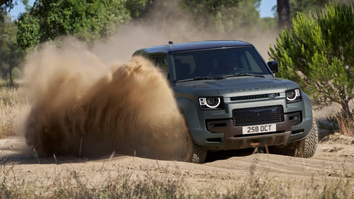 Land Rover Defender 110 Octa 2026. Desktop wallpaper