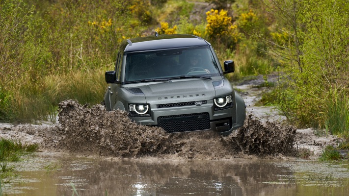 Land Rover Defender 110 Octa 2026. Desktop wallpaper