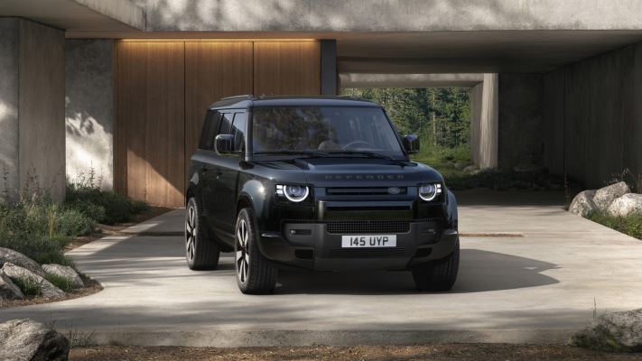 Land Rover Defender 130 2026. Desktop wallpaper