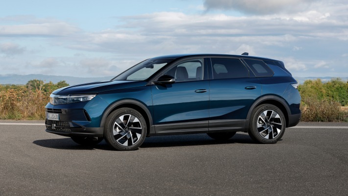 Opel Grandland Hybrid 2025. Desktop wallpaper