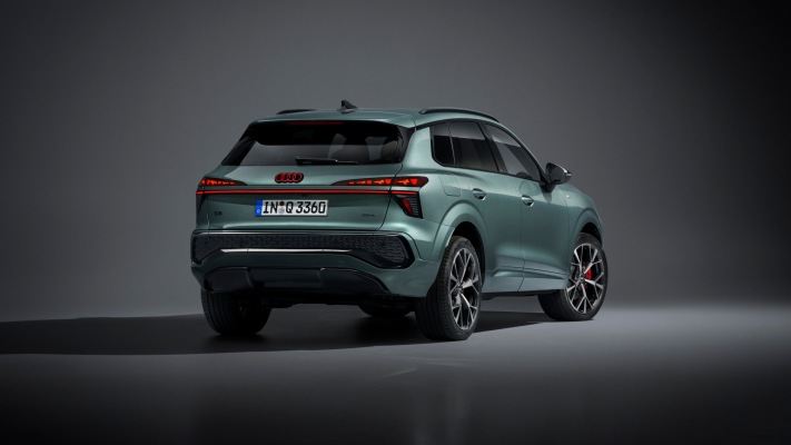 Audi Q3 2026. Desktop wallpaper