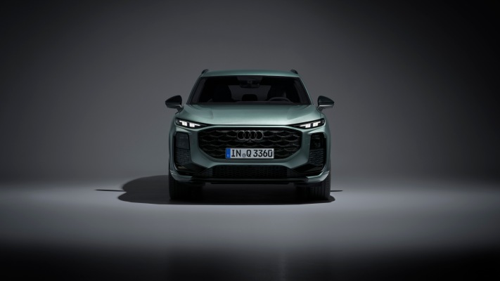 Audi Q3 2026. Desktop wallpaper