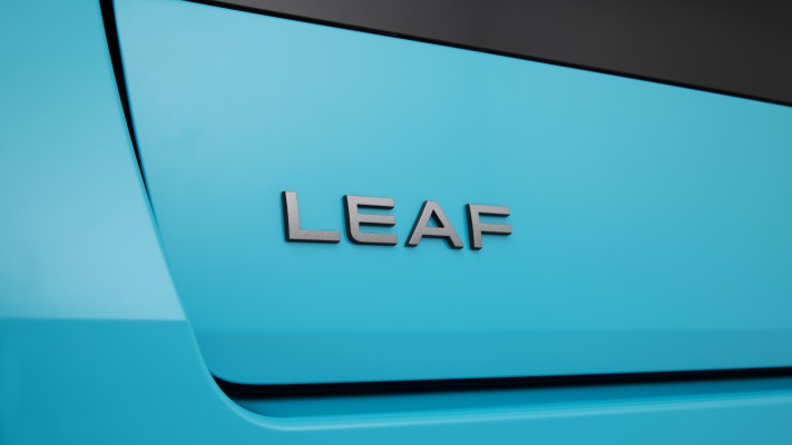Nissan LEAF 2026. Desktop wallpaper