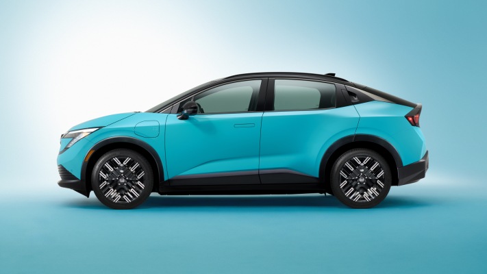 Nissan LEAF 2026. Desktop wallpaper