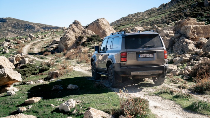 Toyota Land Cruiser Hybrid 48V 2025. Desktop wallpaper