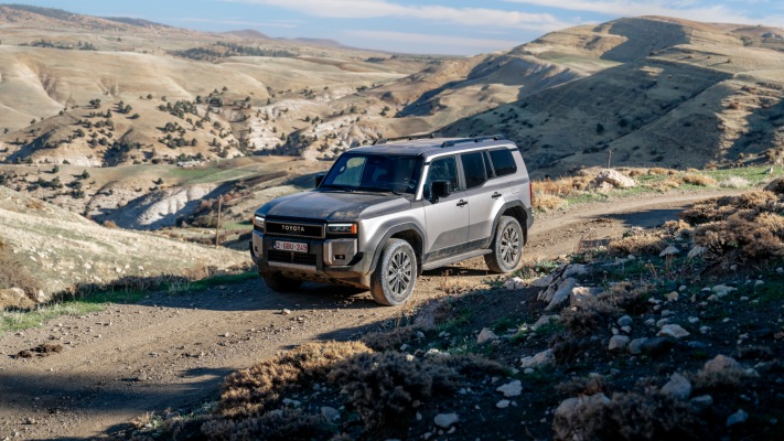 Toyota Land Cruiser Hybrid 48V 2025. Desktop wallpaper