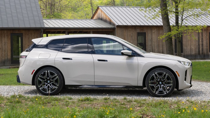 BMW iX xDrive45 USA Version 2026. Desktop wallpaper