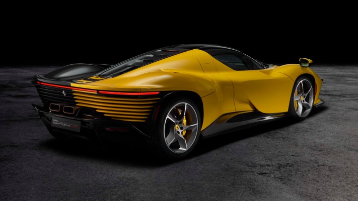 Ferrari Daytona SP3 Monterey Charity Auction 2025. Desktop wallpaper