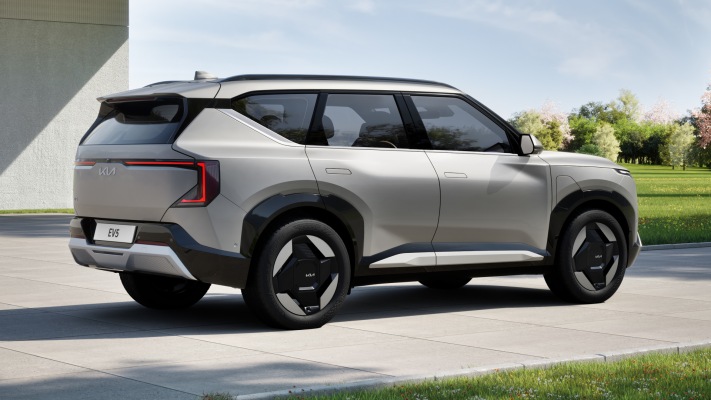 Kia EV5 2026. Desktop wallpaper