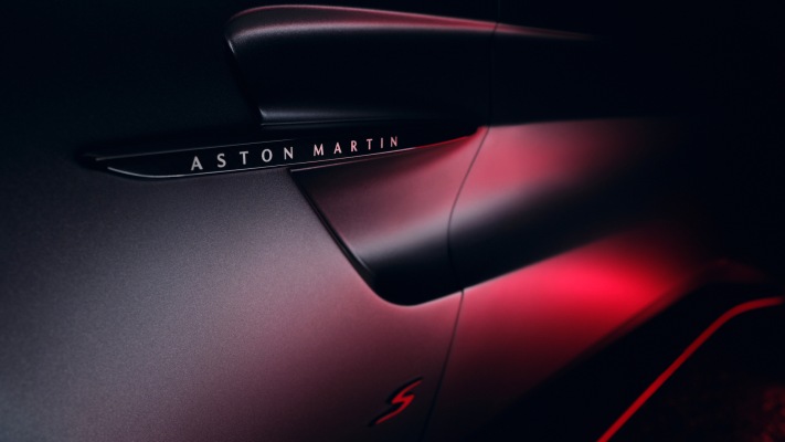 Aston Martin Vantage S 2026. Desktop wallpaper
