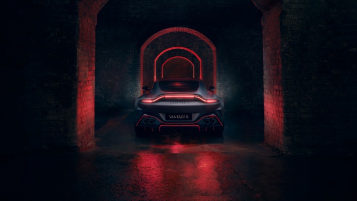 Aston Martin Vantage S 2026. Desktop wallpaper