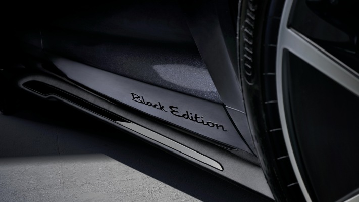 Porsche Taycan 4S Black Edition 2026. Desktop wallpaper