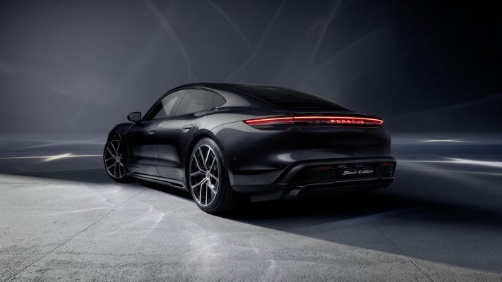 Porsche Taycan 4S Black Edition 2026. Desktop wallpaper