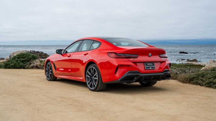 BMW M850i Edition M Heritage 2026. Desktop wallpaper