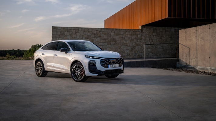 Audi Q3 Sportback e-hybrid 2026. Desktop wallpaper