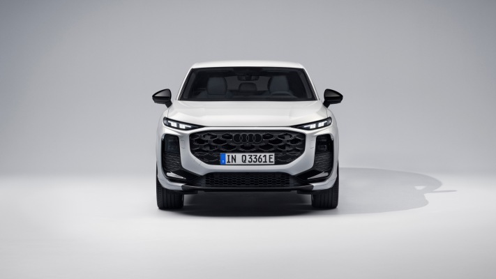 Audi Q3 Sportback e-hybrid 2026. Desktop wallpaper